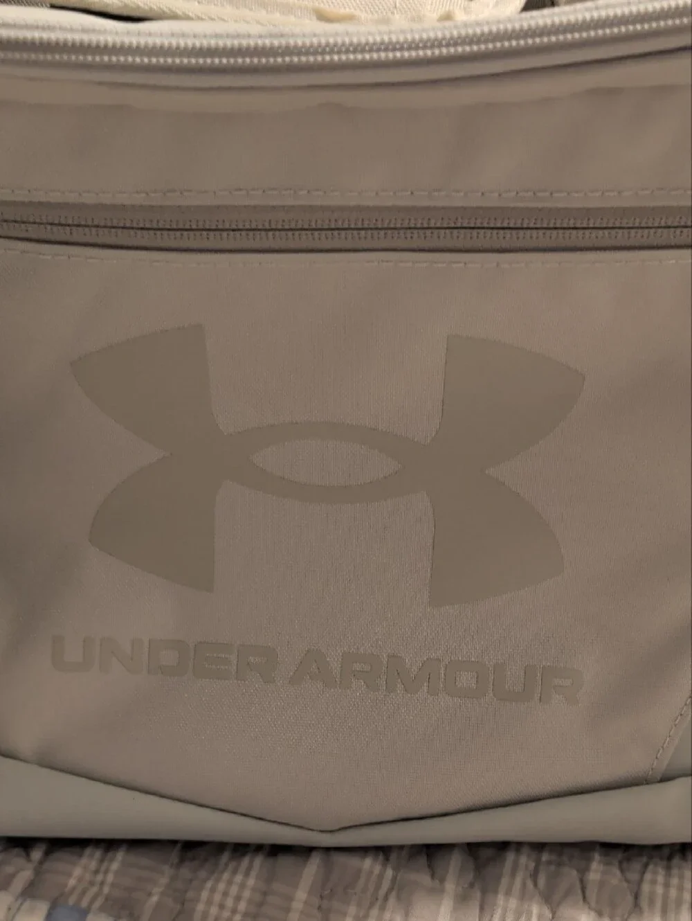 Under Armour Men’s Light Beige Duffel Bag